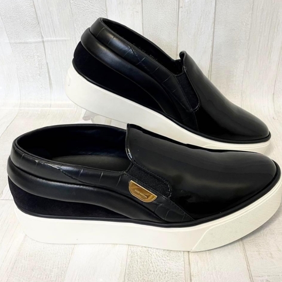 **SOLD**RARE Louis Vuitton Catwalk Patent Platform Sneakers! LIKE NEW 37 1/2 - Picture 7 of 13